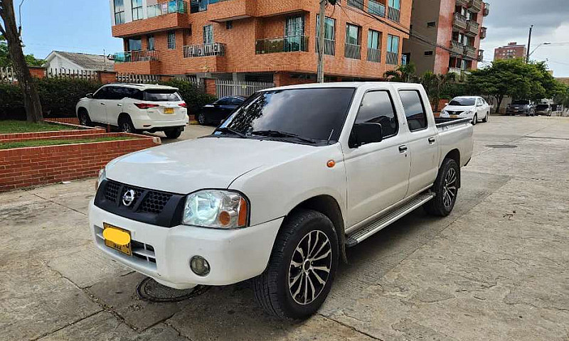 Nissan D22  Np300  2...