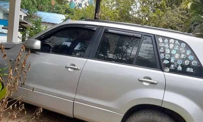 Suzuki Grand Vitara ...