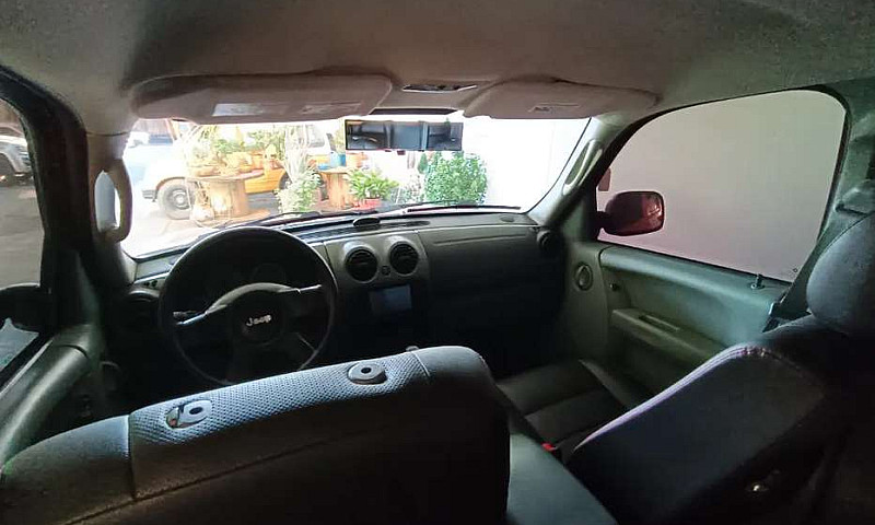 Camioneta Jeep Chero...