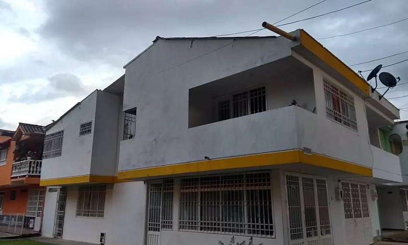 Hermosa Casa Frente ...
