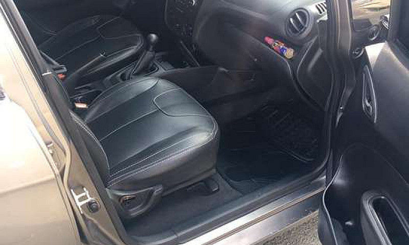 Vendo Mi Carro Por N...