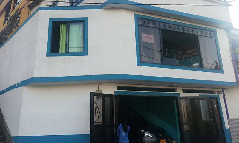 Se Vende Casa...