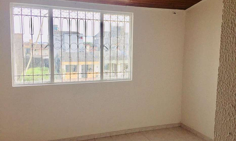 Hermosa Casa Via Pri...