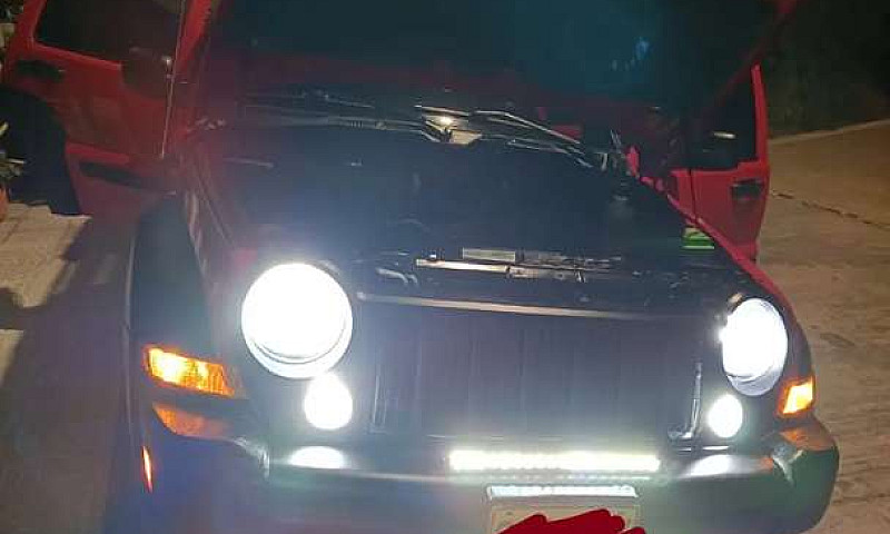 Camioneta Jeep Chero...