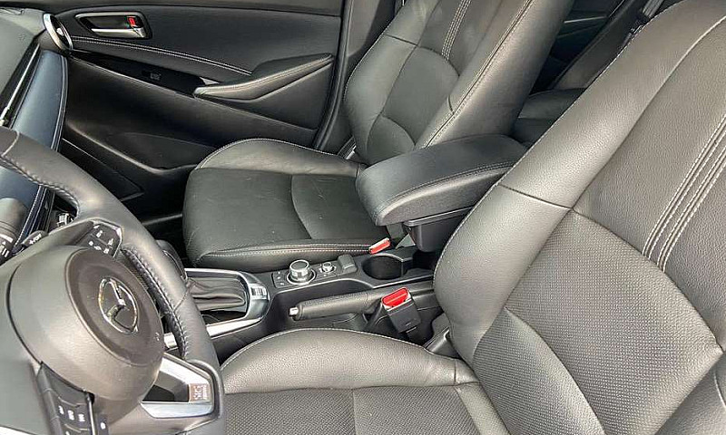 Mazda 2 Lx Grand Tou...