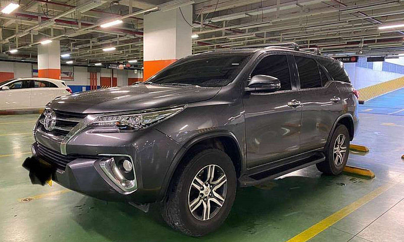 Toyota Fortuner...