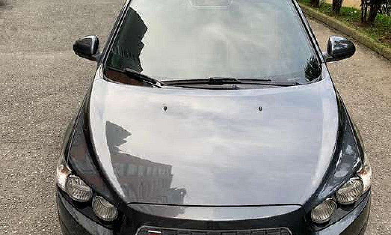 Chevrolet Sonic Lt 2...