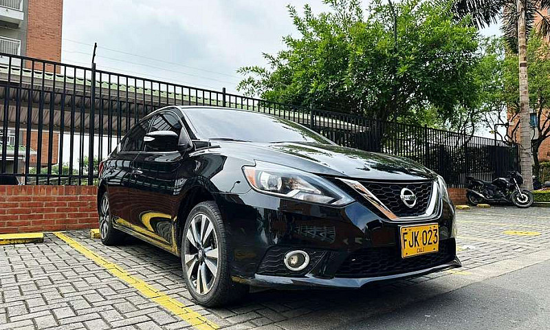 Vendo Nissan Sentra ...