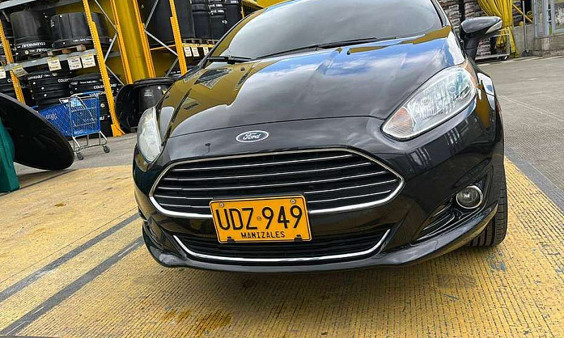 Vendo Ford Fiesta Ti...