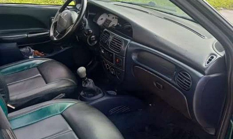 Vendo Renault Megane...