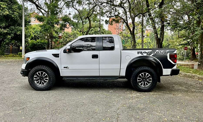 Ford Raptor F150 B2+...