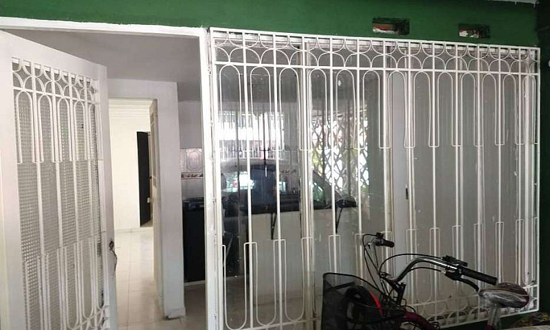 Aparta Estudio Barri...