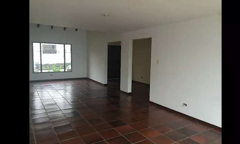 Se Arrienda Casa Com...