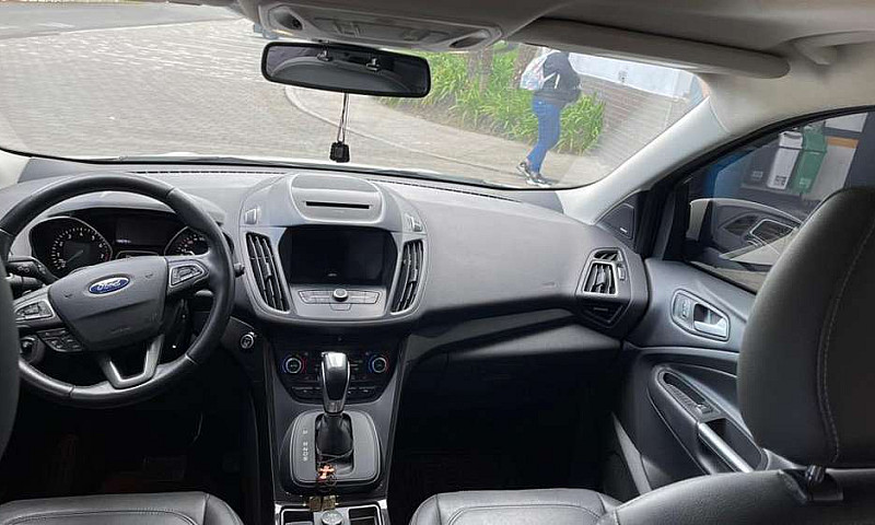 Vendo Ford Escape Ti...
