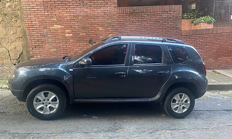 Renault Duster 2017...