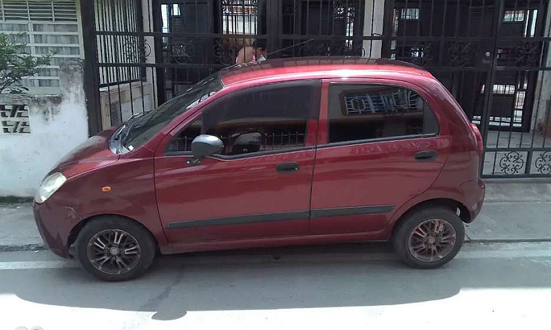 Vendo Spark 2009...