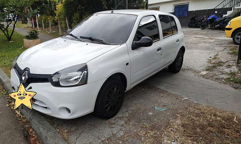 Renault Clio Style 2...