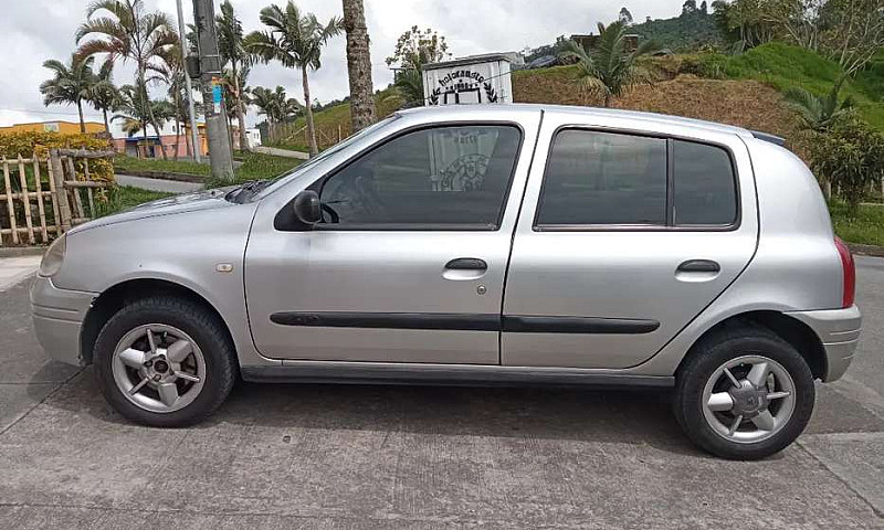 Clio 2003 Excelente ...
