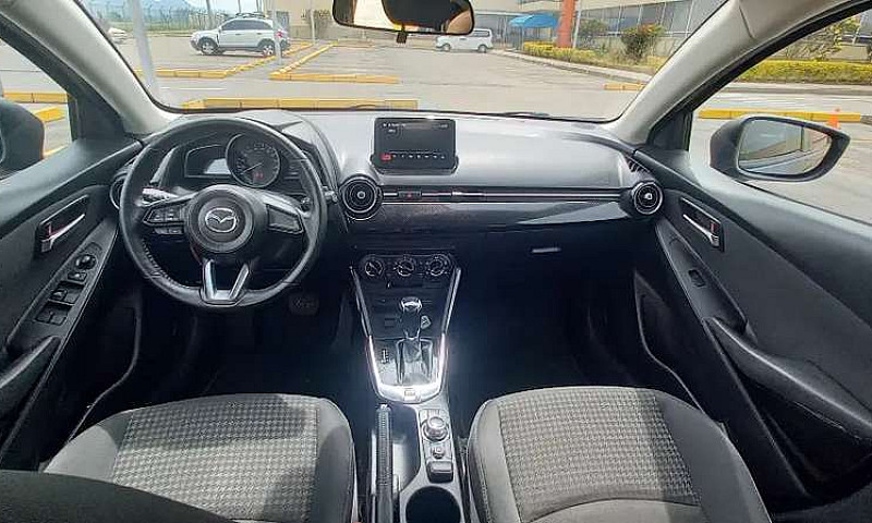 Vencambio Mazda 2 To...