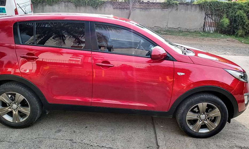 Kia Sportage Revolut...