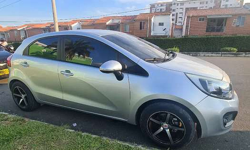 Se Vende Kia Río Spi...