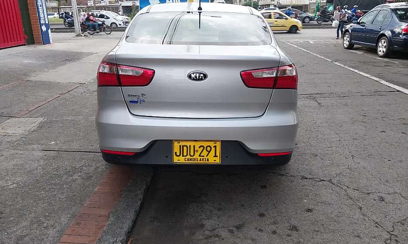 Kia Río R 2017...