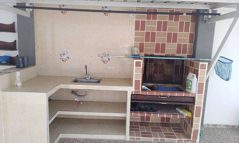 Se Vende Casa Campes...