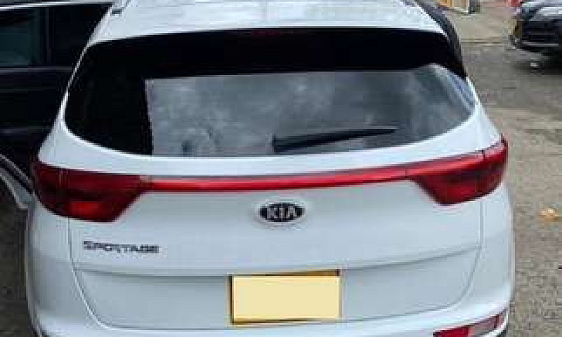 Vendo Kia Sportage V...