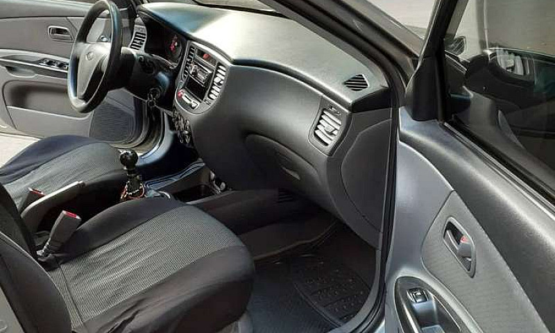 Kia Rio Xcite 2012 M...