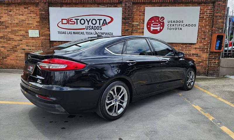 Ford Fusion Se Hybri...