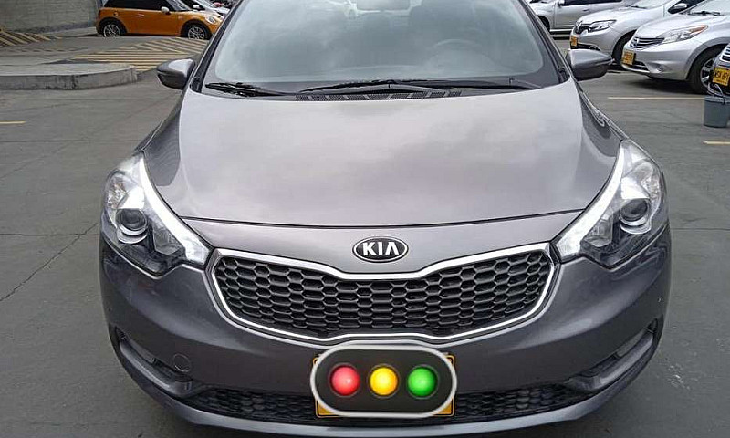 Hermoso Kia Cerato P...