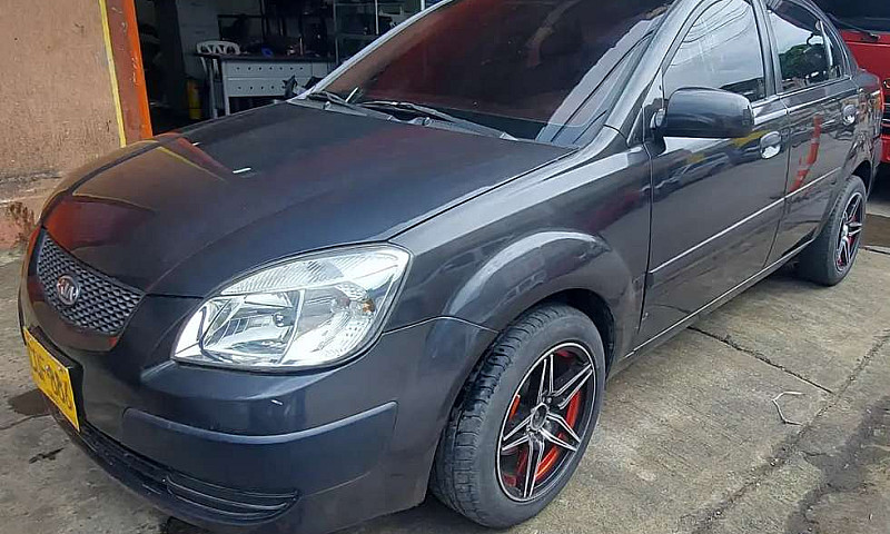 Vendo Kia Rio Xcite ...
