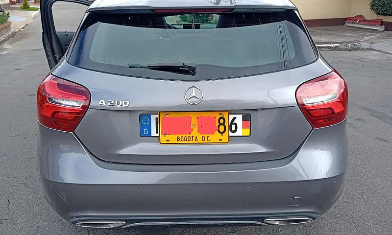 Mercedes Benz A200 1...