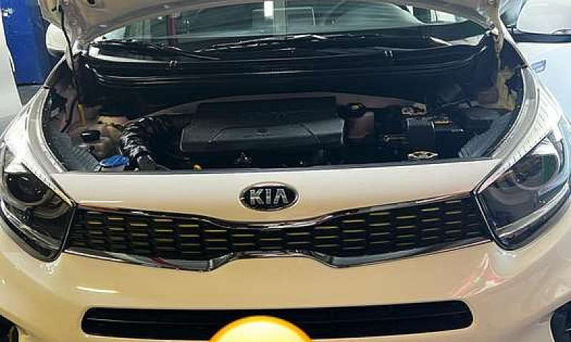 Kia Picanto X Line...