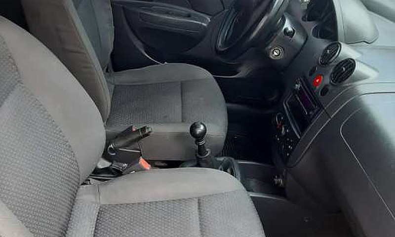 Se Vende Aveo Family...