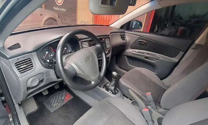 Vendo Kia Rio Xcite ...
