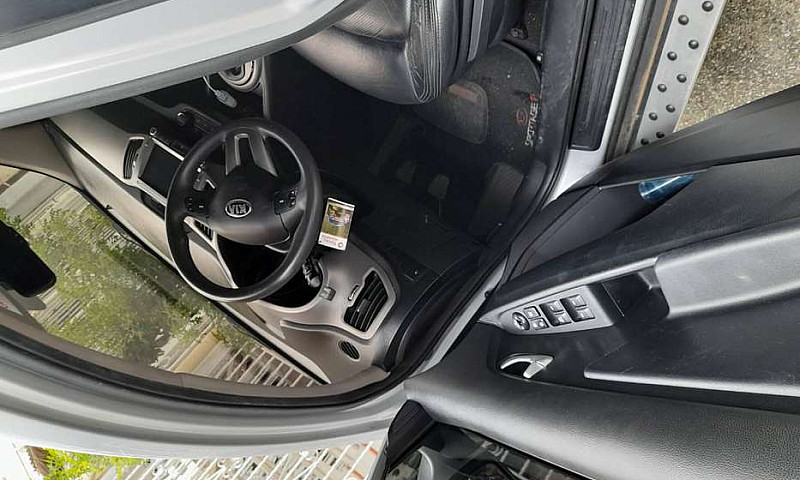 Kia Esportage Revolu...