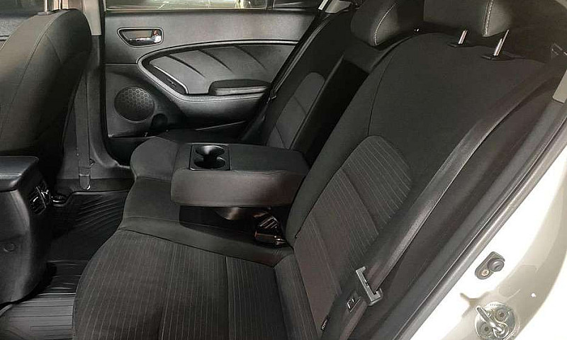 Vendo Kia Cerato Pro...