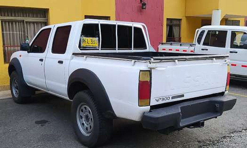 Nissan Frontier Np30...