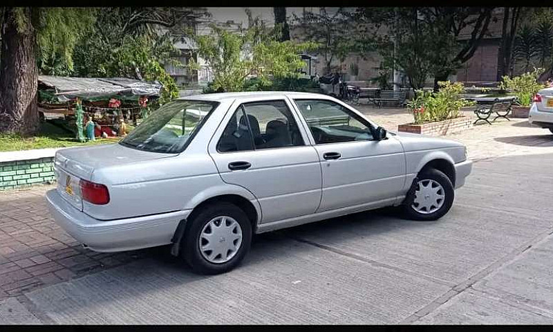 Sentra B13 2010 Mecá...