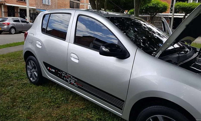 Vendo Renault Sander...