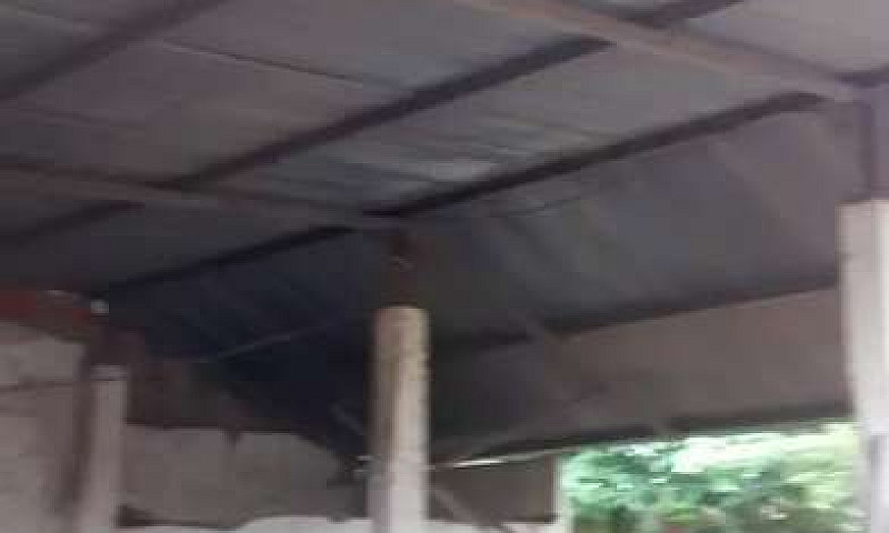 Se Vende Lote Barrio...