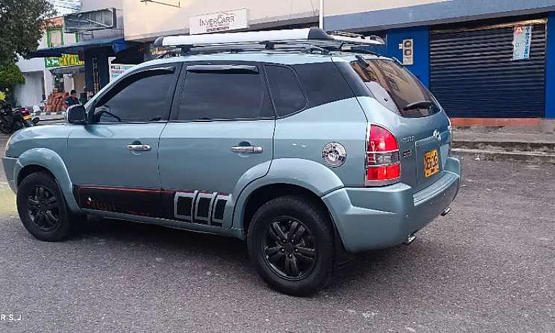 Tucson 4X4 Modelo 20...