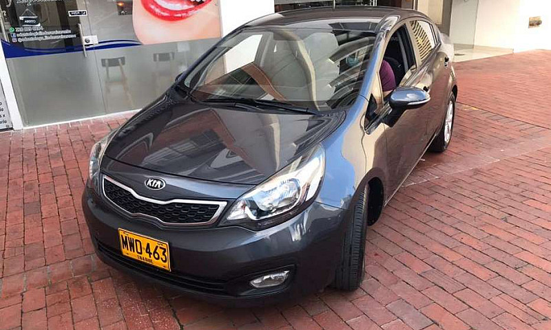 Kia Rio Sedan 2014 A...