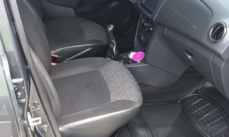 Renault Sandero 2018...