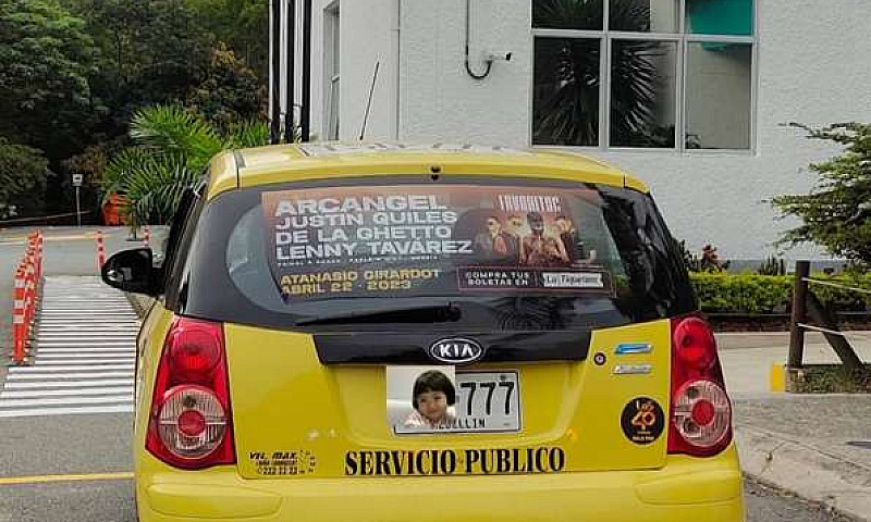Vendo Taxi...