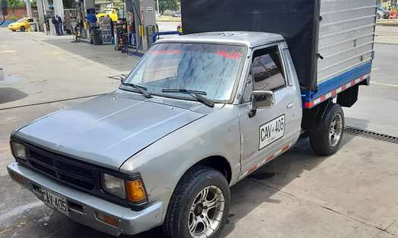 Camioneta Nissan Jr ...