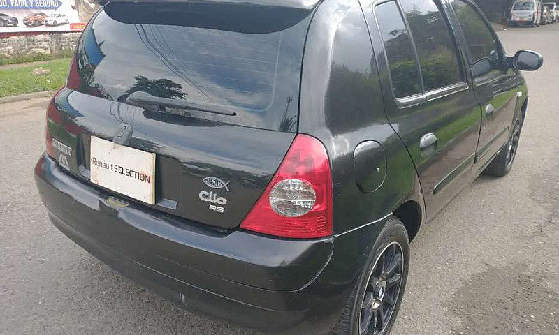 Renault Clio Dynamiq...