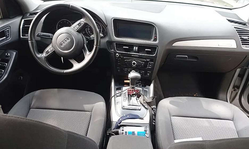 Camioneta Audi Q5 20...