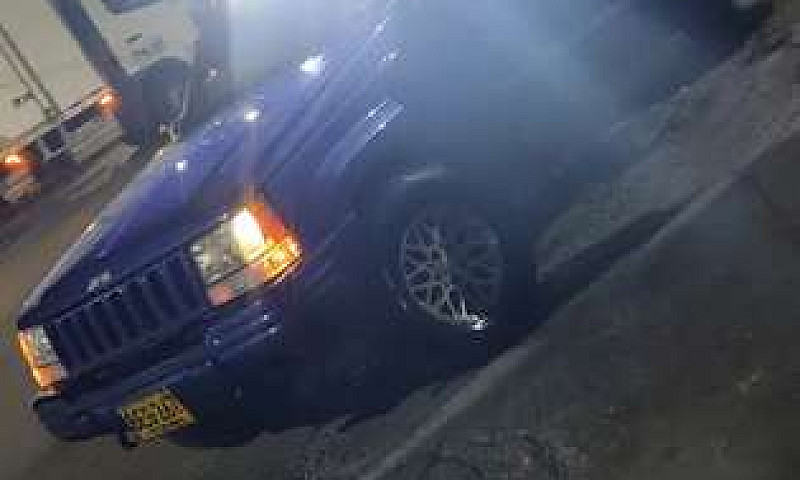 Se Vende Jeep Cherok...